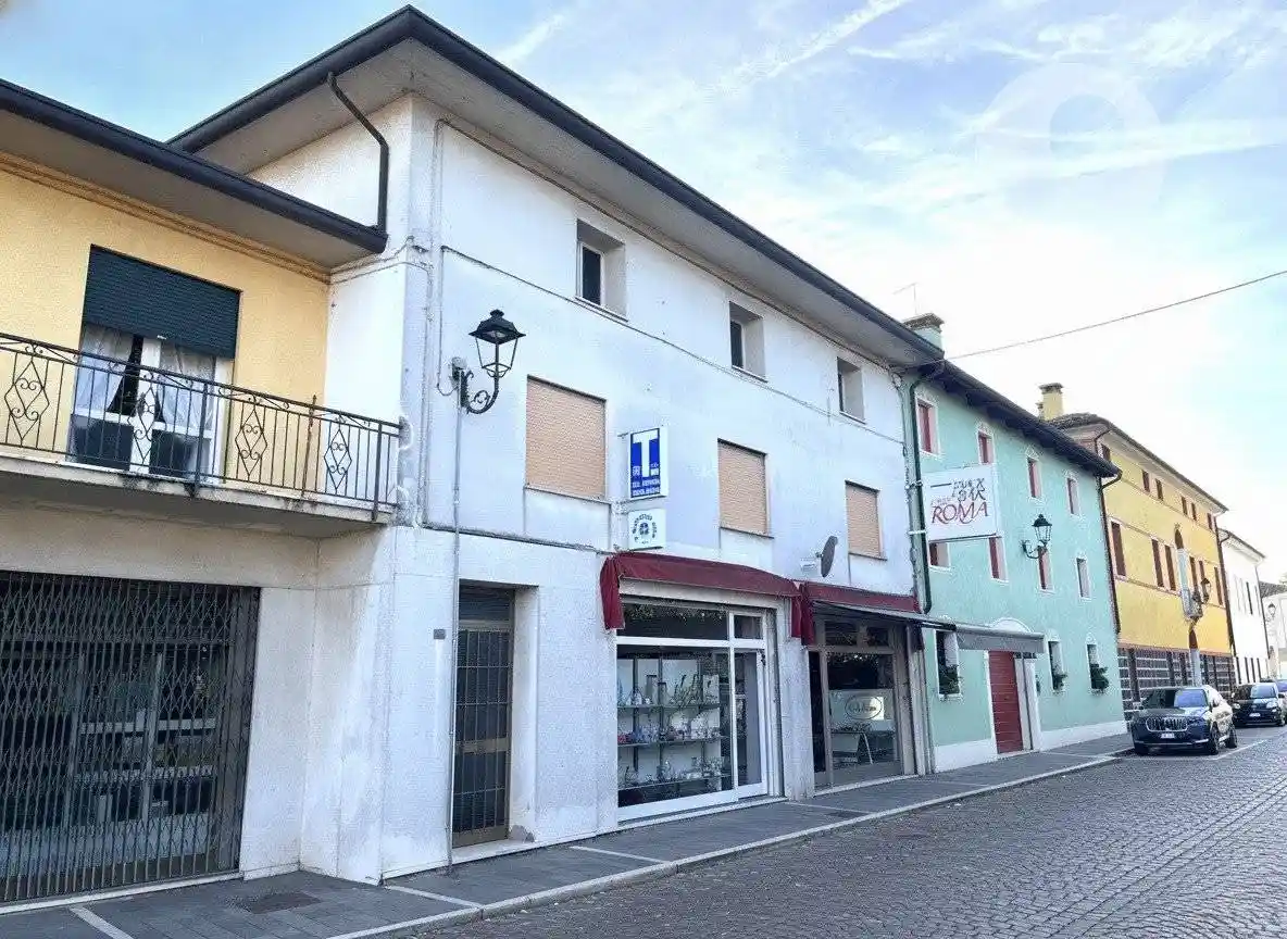 Casa indipendente in vendita a Rossano Veneto