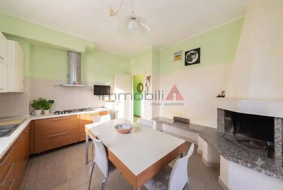 Casa indipendente in vendita a Nova Milanese