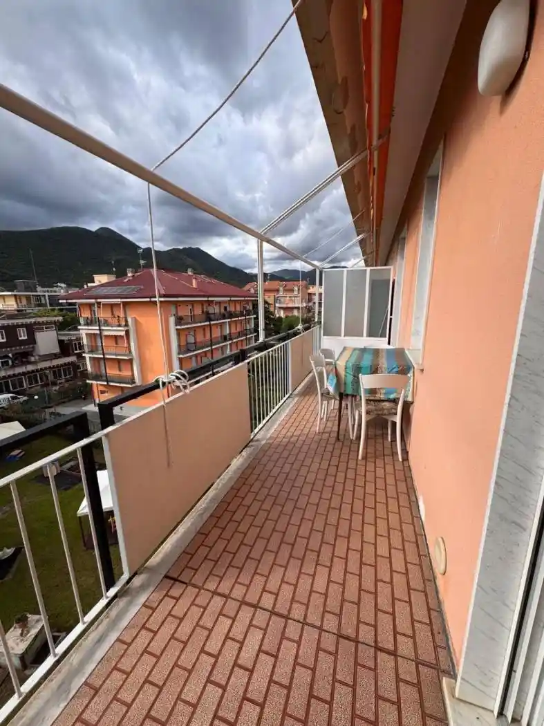 Appartamento in vendita a Borghetto Santo Spirito
