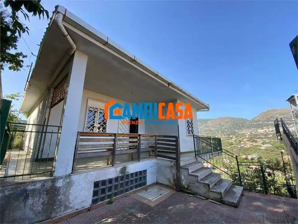 Villa in vendita a Altofonte