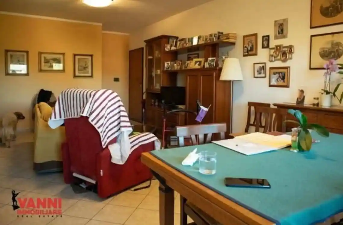 Appartamento in vendita a Cecina