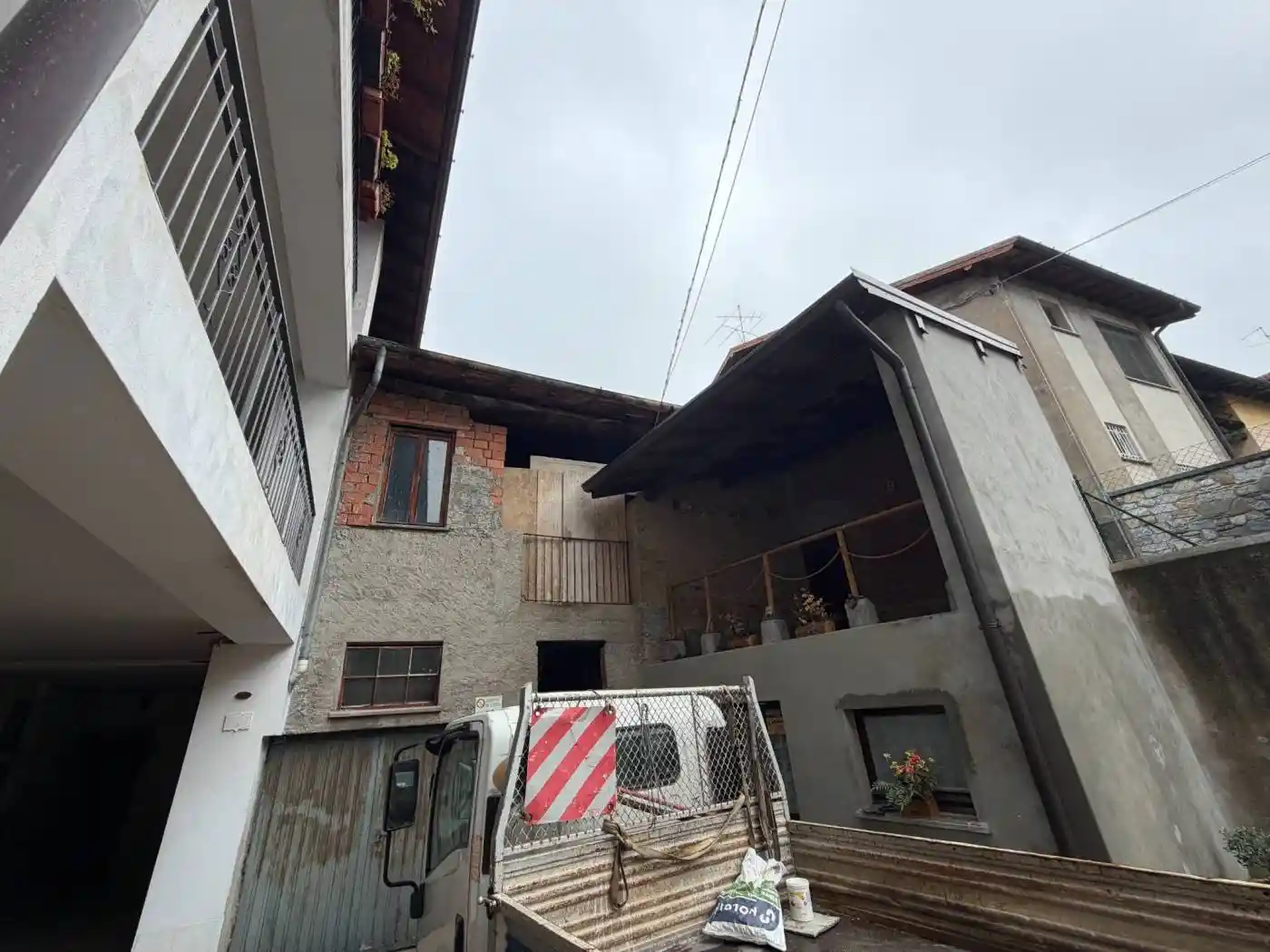 Casa indipendente in vendita a Cantello