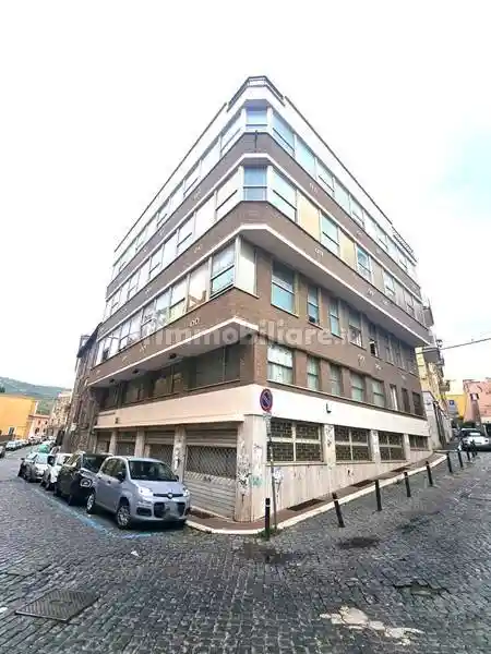 Palazzo - Edificio in vendita a Tivoli