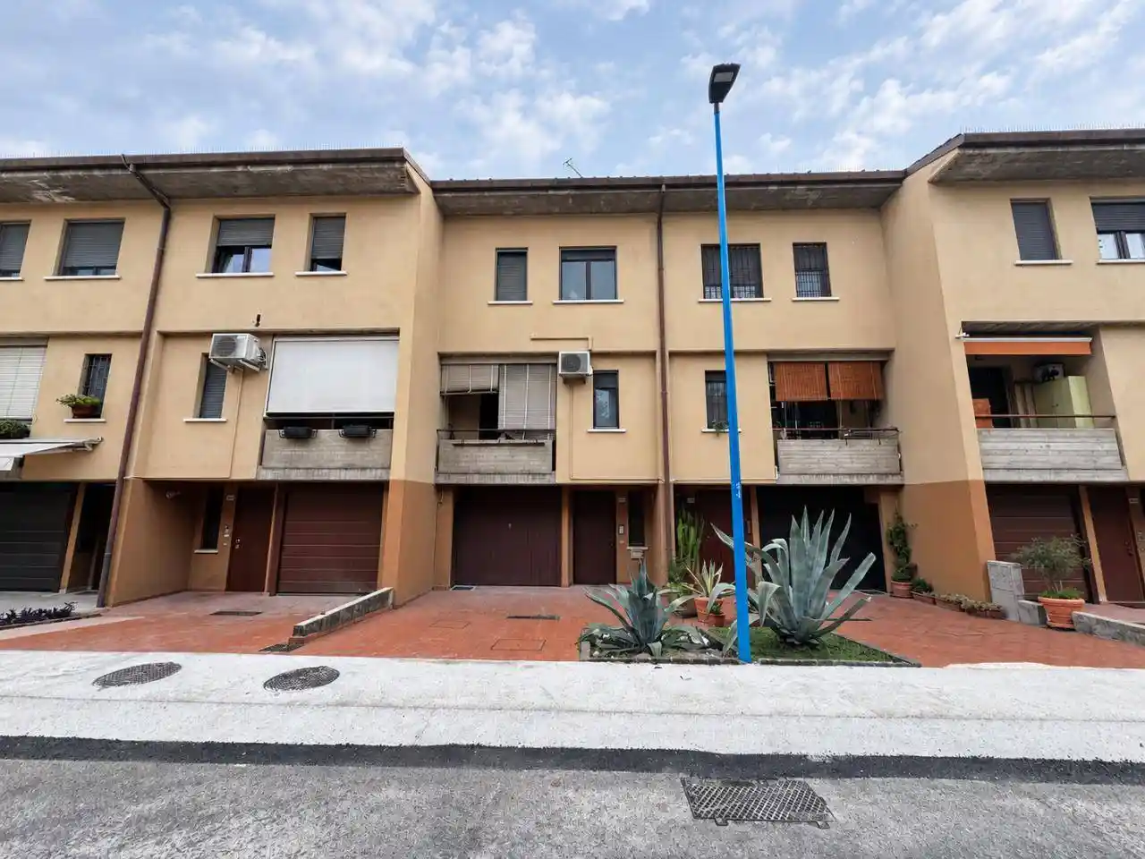 Villetta a schiera in vendita a Brescia