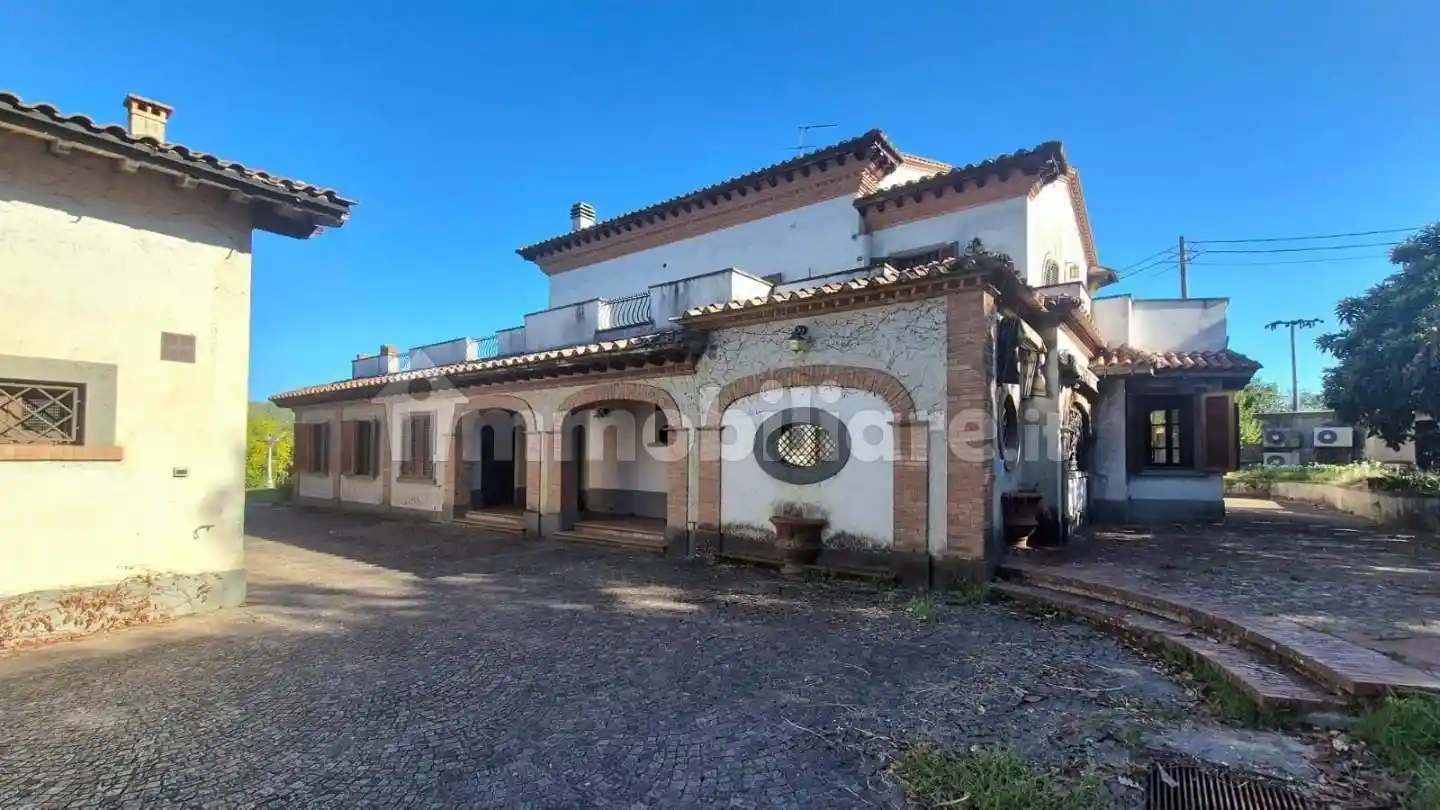 Villa in vendita a Montecarlo