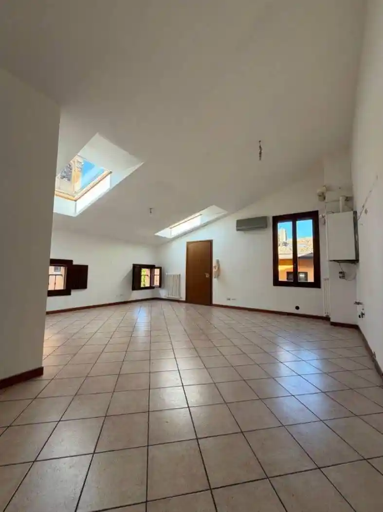Attico - Mansarda in vendita a Castelnovo di Sotto