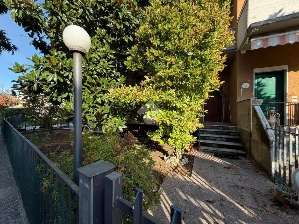 Villetta a schiera in vendita a Brescia