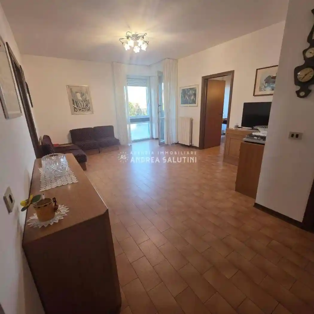 Appartamento in vendita a Cascina