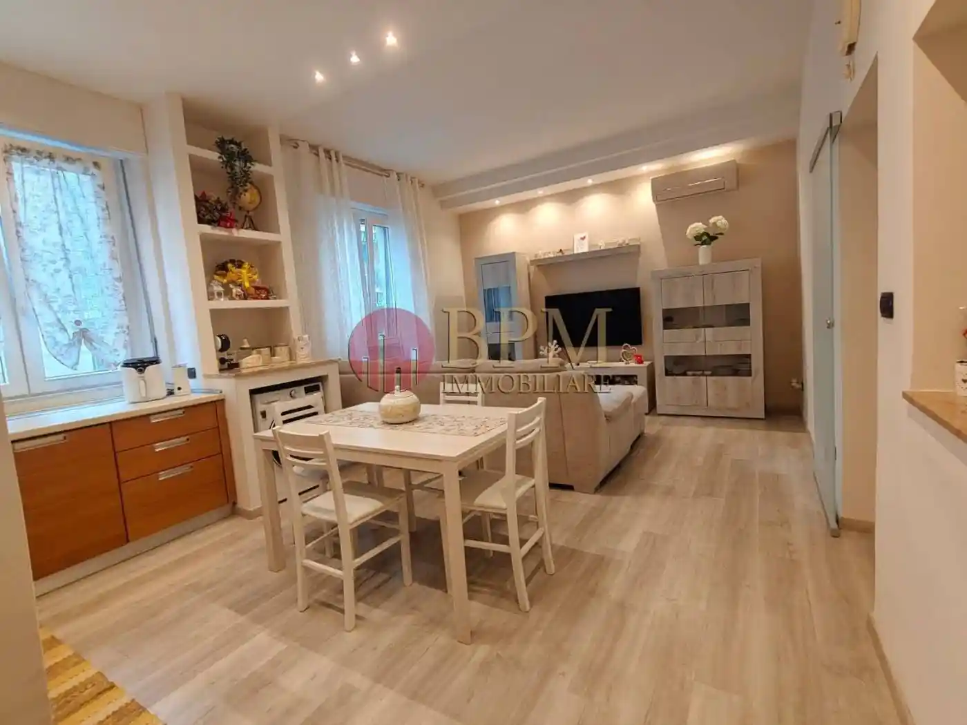 Appartamento in vendita a Livorno