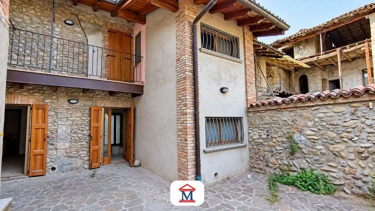 Rustico - Casale in vendita a Brembate di Sopra