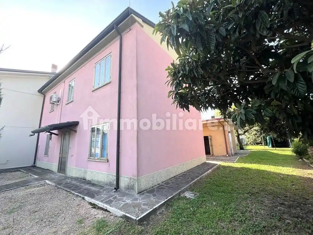 Appartamento in vendita a Castel d'Ario