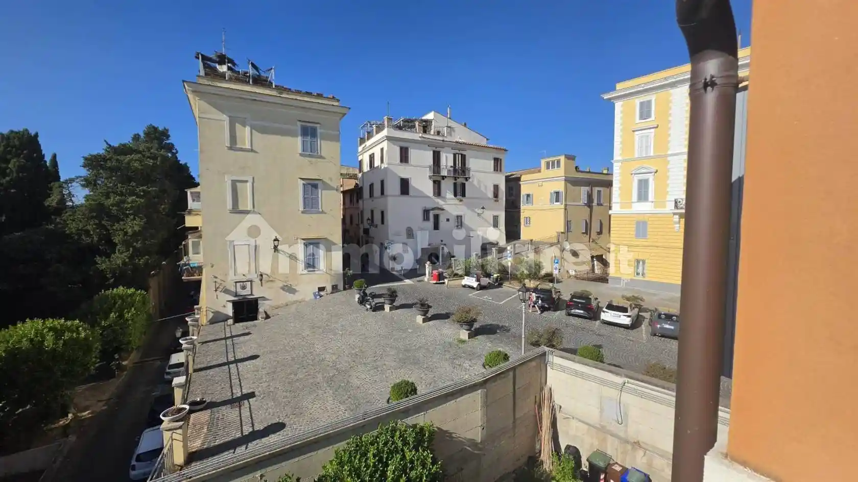 Appartamento in vendita a Castel Gandolfo
