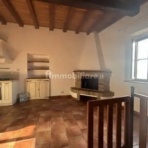 Palazzo - Edificio in vendita a Priverno