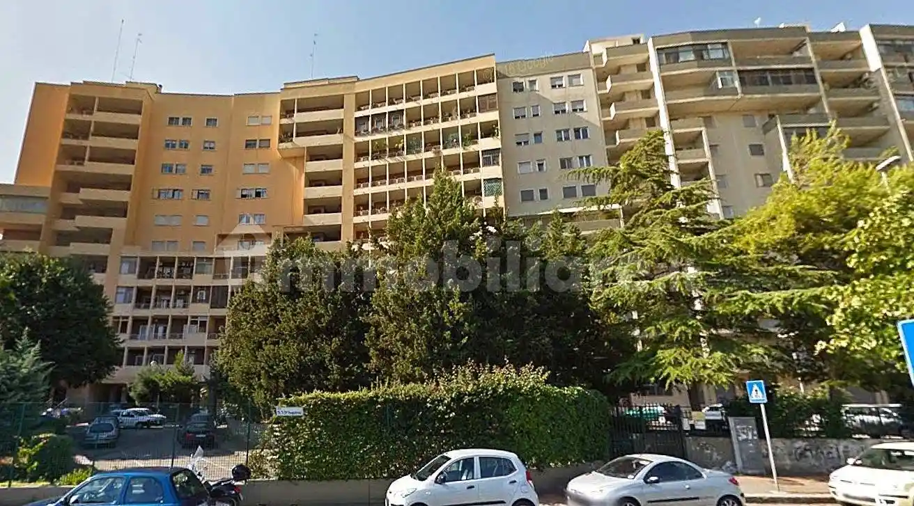 Appartamento in affitto a Bari