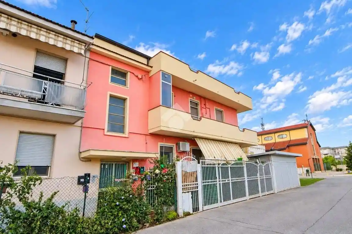 Appartamento in vendita a Pescara