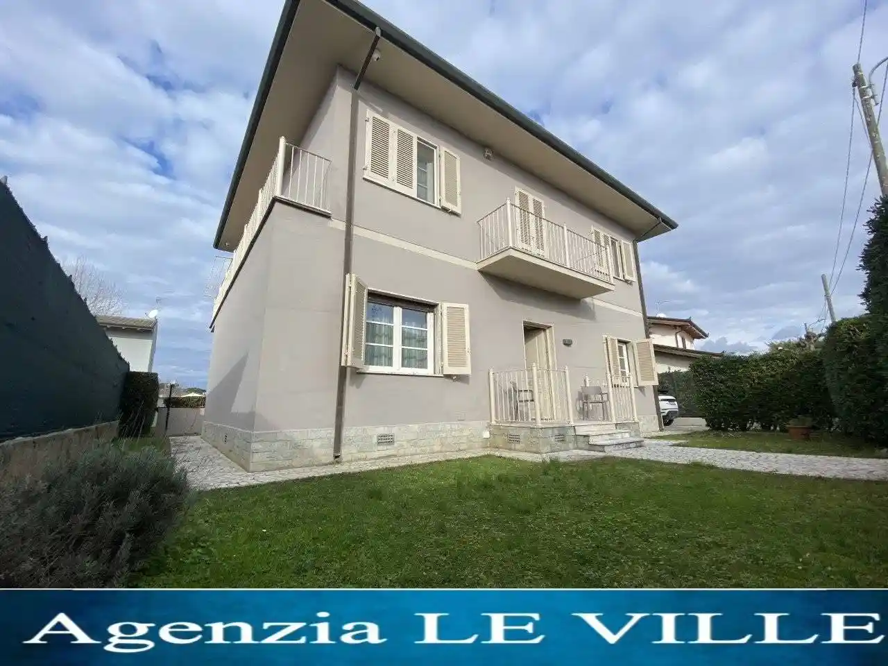 Appartamento in affitto a Pietrasanta