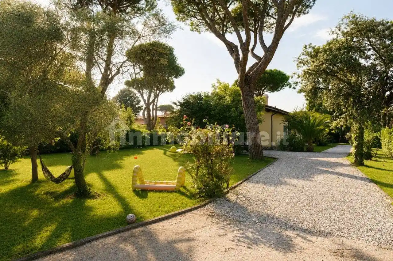 Villa in affitto a Forte dei Marmi