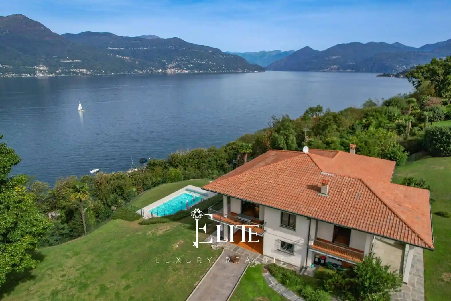 Villa in vendita a Porto Valtravaglia