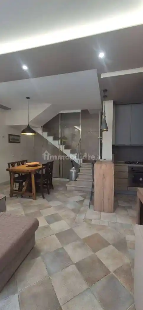 Villa in affitto a Massa