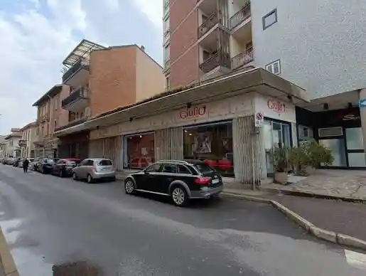 Palazzo - Edificio in vendita a Rho