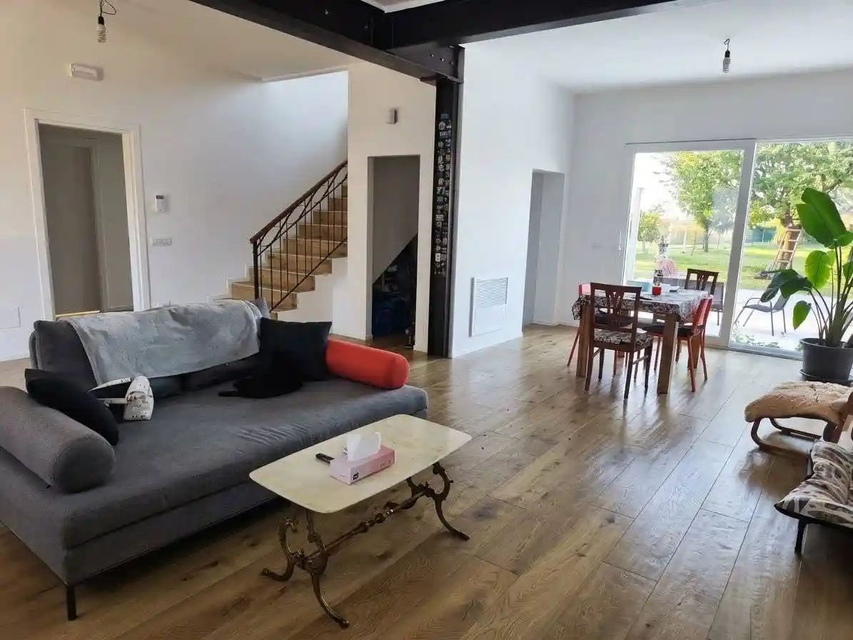 Casa indipendente in vendita a Arre