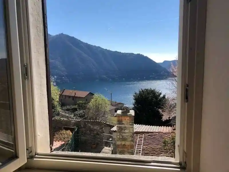 Appartamento in affitto a Cernobbio