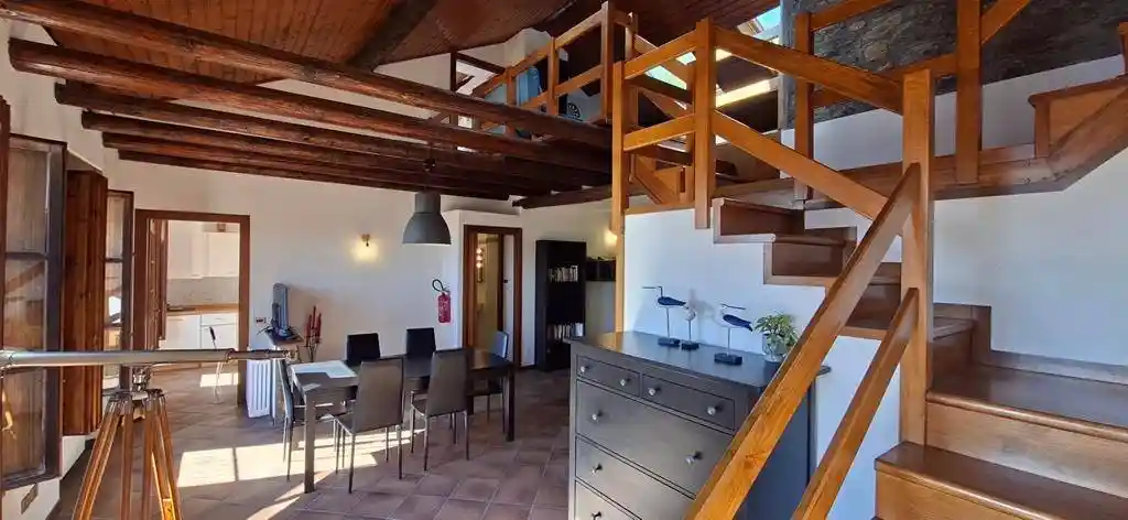 Appartamento in vendita a Plesio