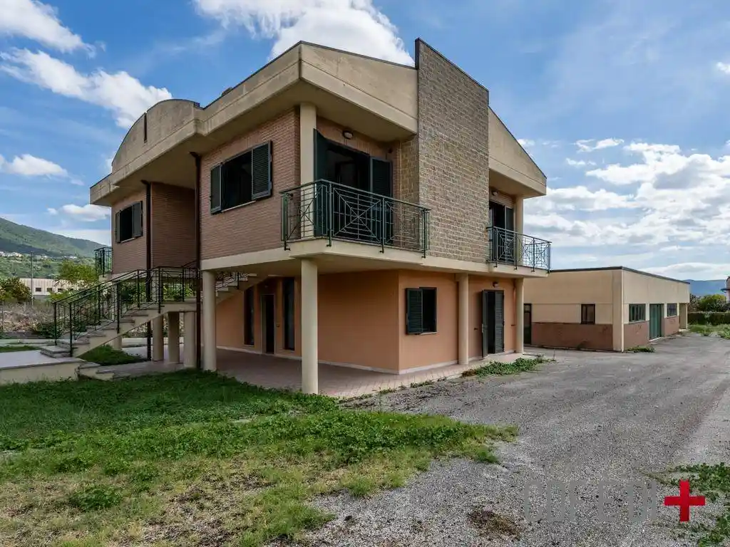 Villa in vendita a Rieti