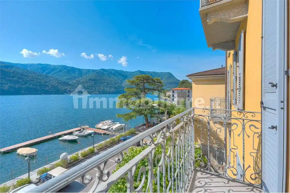 Appartamento in affitto a Laglio