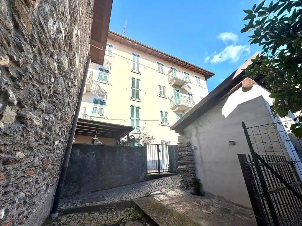 Appartamento in vendita a Musso