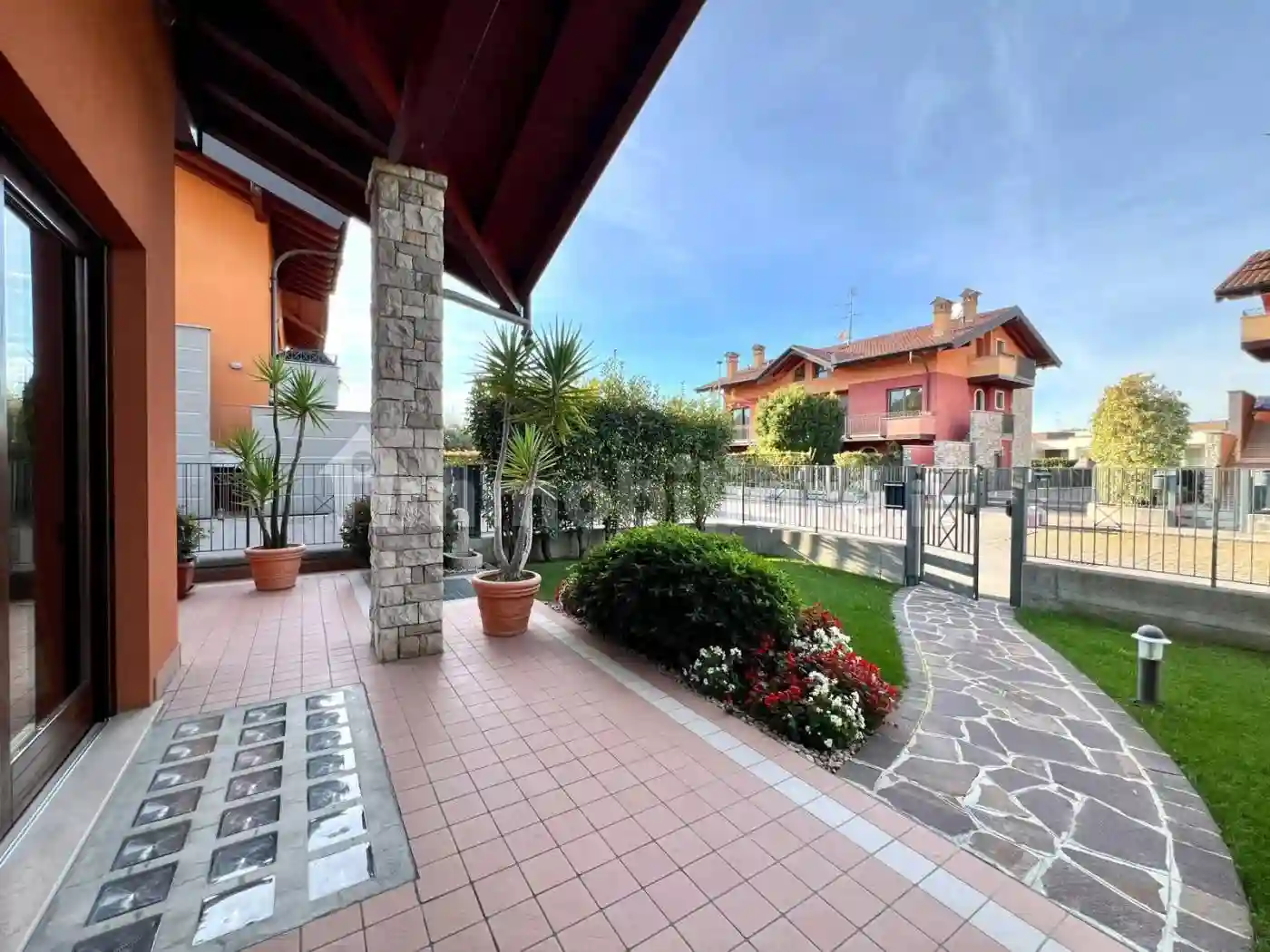 Villa - foto 3