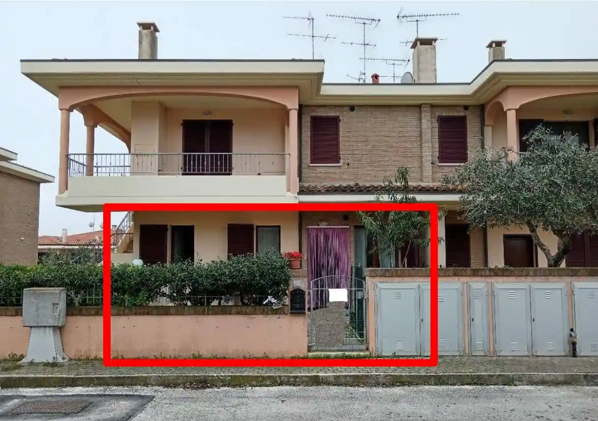 Appartamento in vendita a San Costanzo