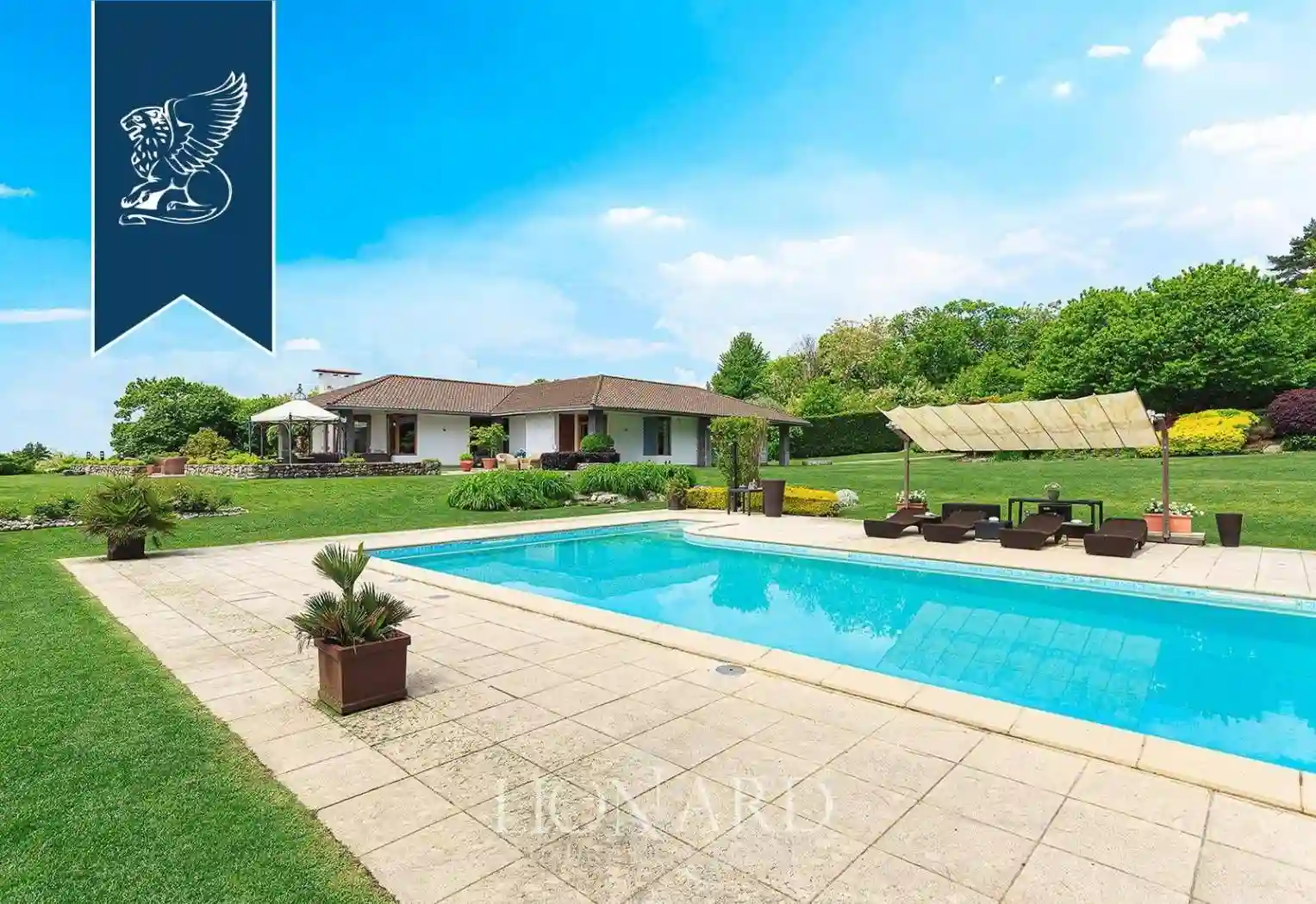 Villa - foto 2