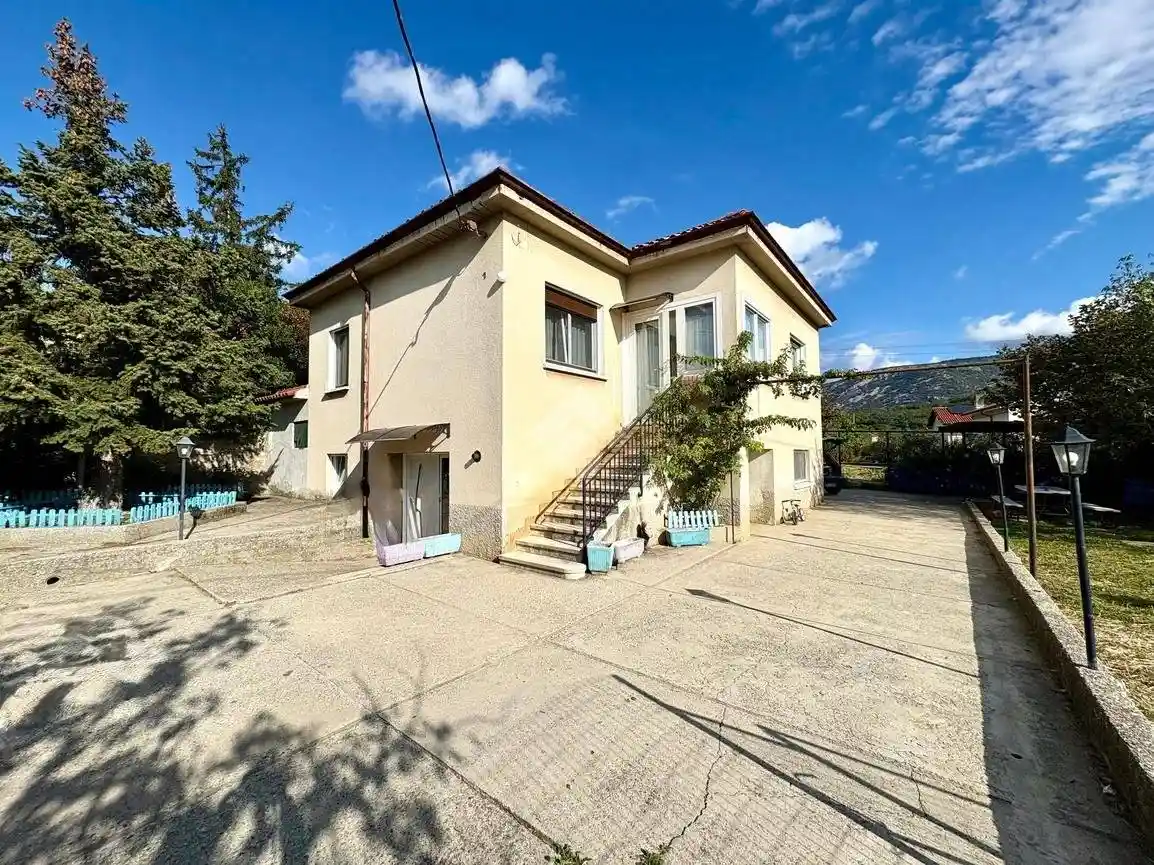Villa in vendita a San Dorligo della Valle - Dolina