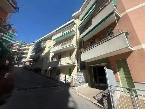 Appartamento in vendita a Rapallo