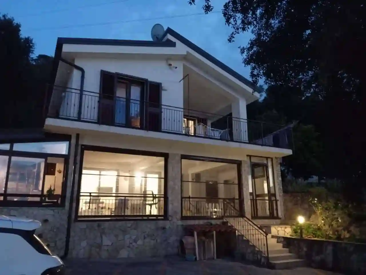 Villa - foto 2