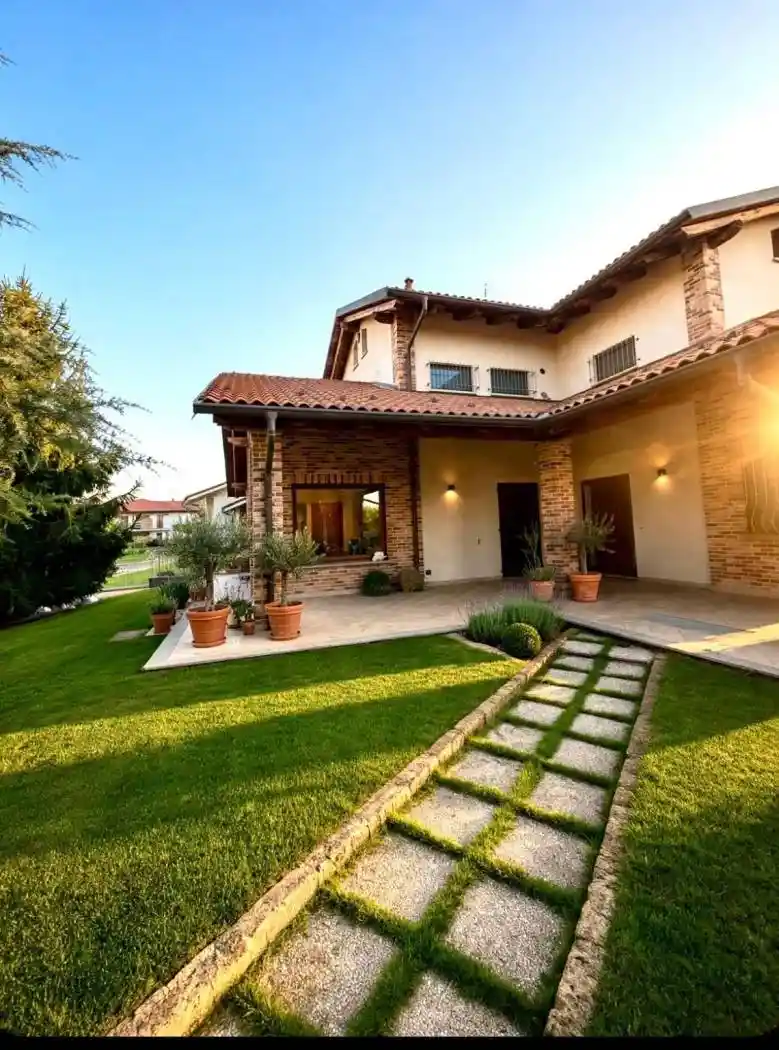 Villa in vendita a Riva Presso Chieri