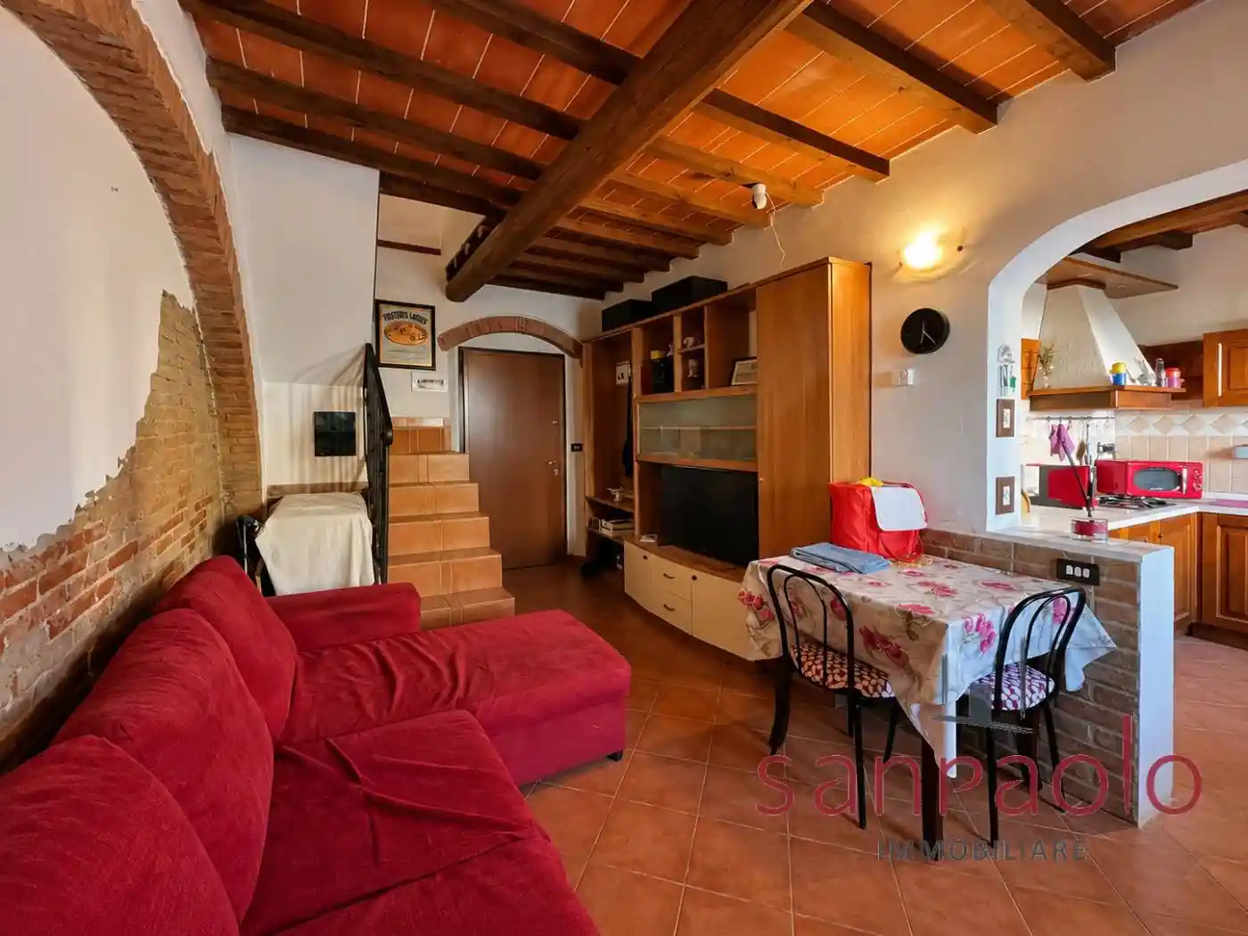 Casa indipendente in vendita a Pistoia