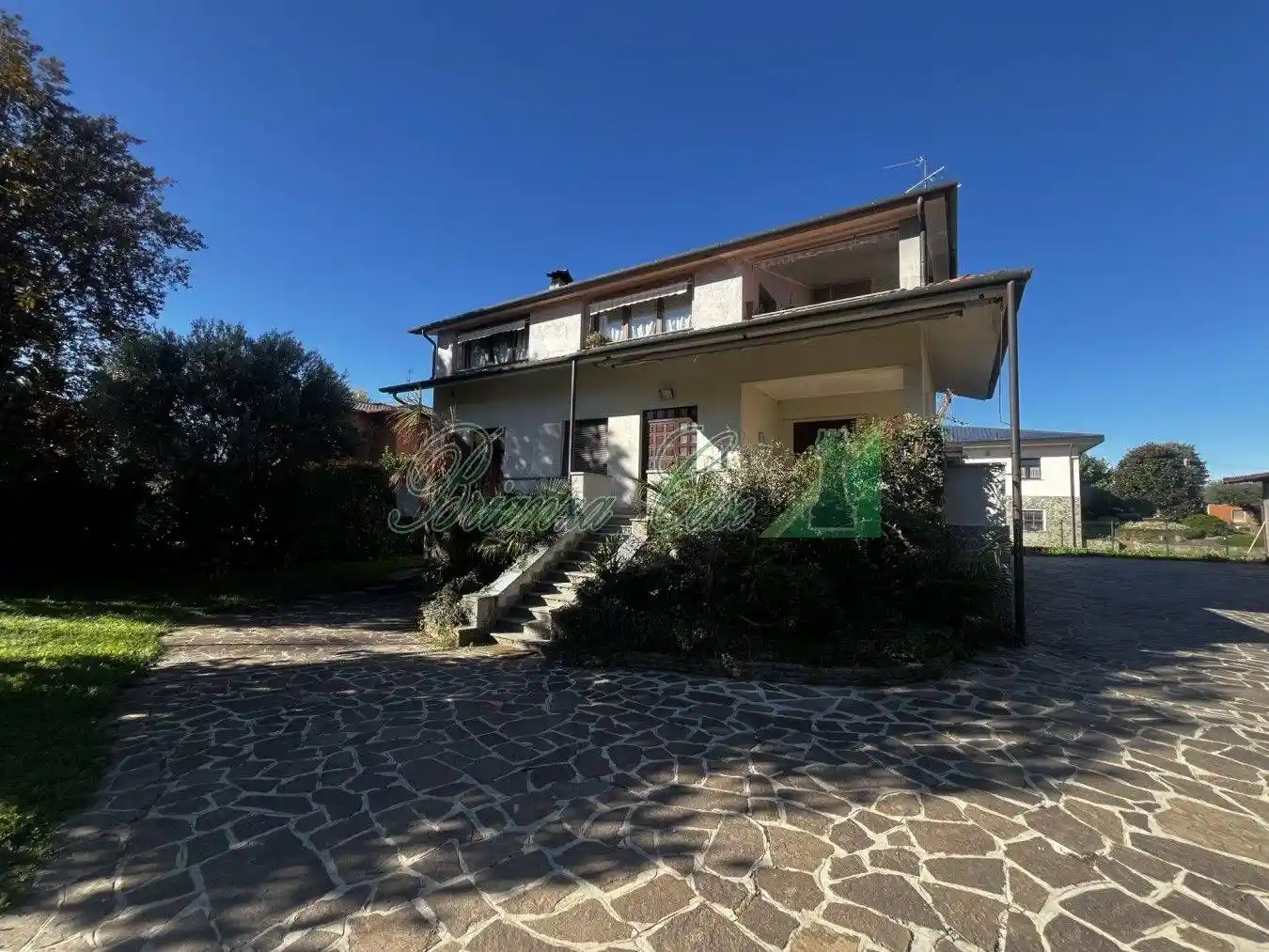 Villa in vendita a Sulbiate