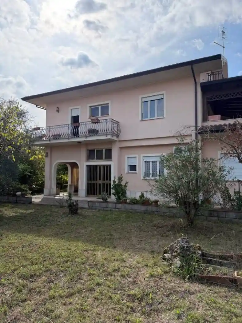 Villa in vendita a Ceprano