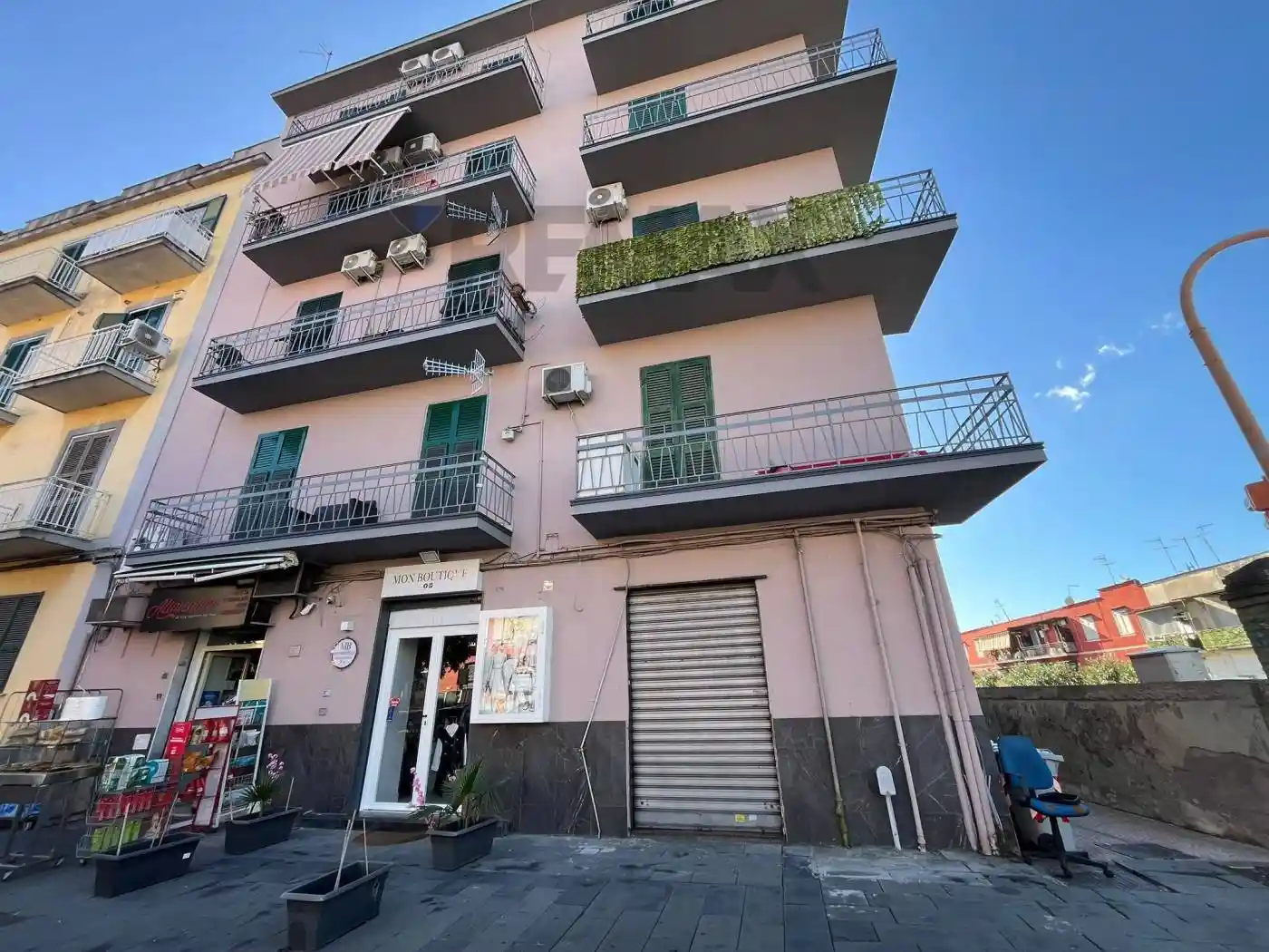 Appartamento in vendita a Napoli