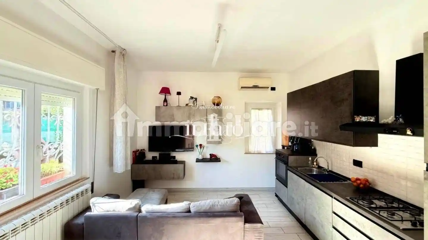 Casa indipendente in vendita a Massarosa