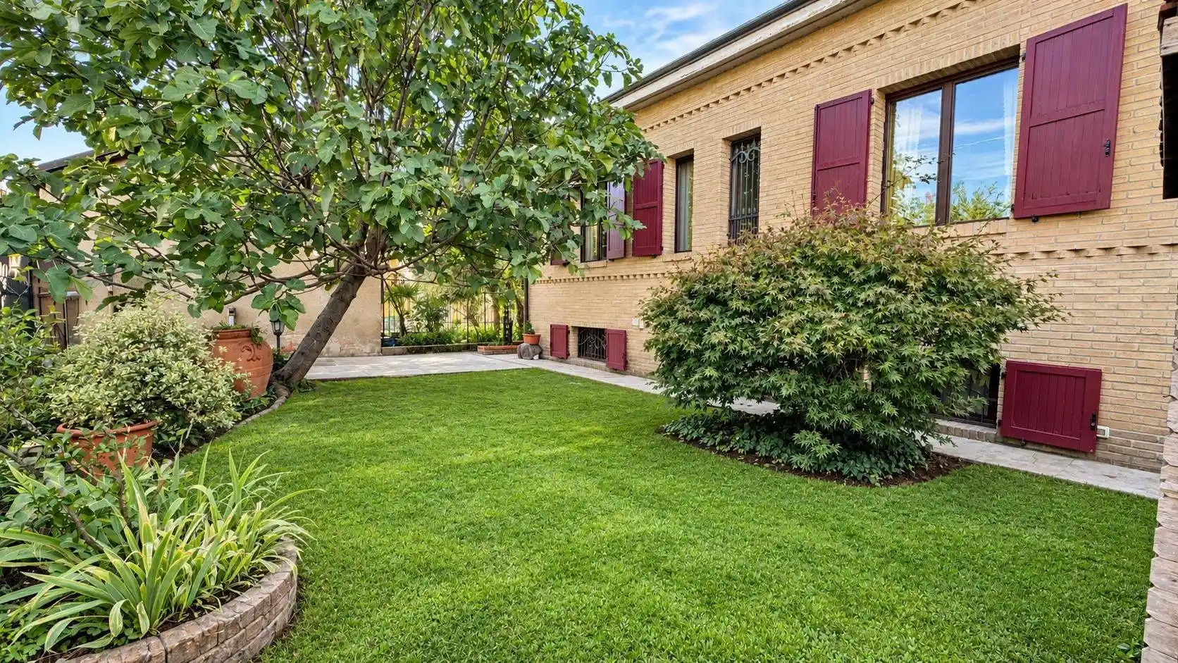 Villa in vendita a Monza