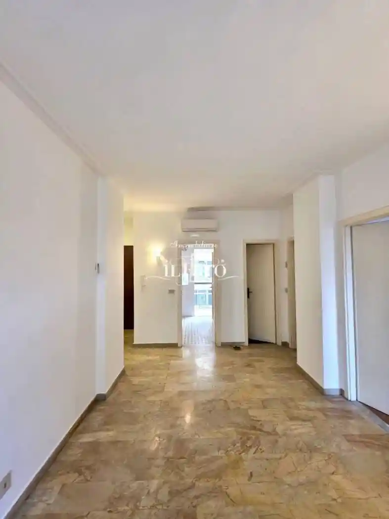 Appartamento in vendita a Viareggio