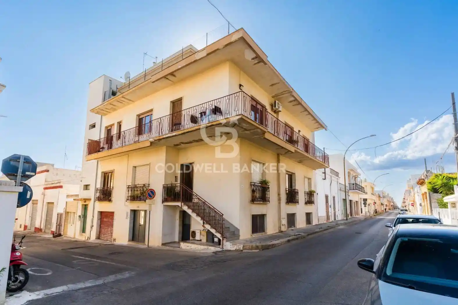 Palazzo - Edificio in vendita a Salve