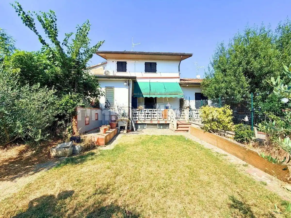 Casa indipendente in vendita a Sansepolcro