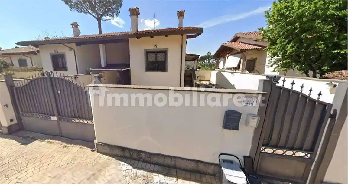 Villetta a schiera in vendita a Roma