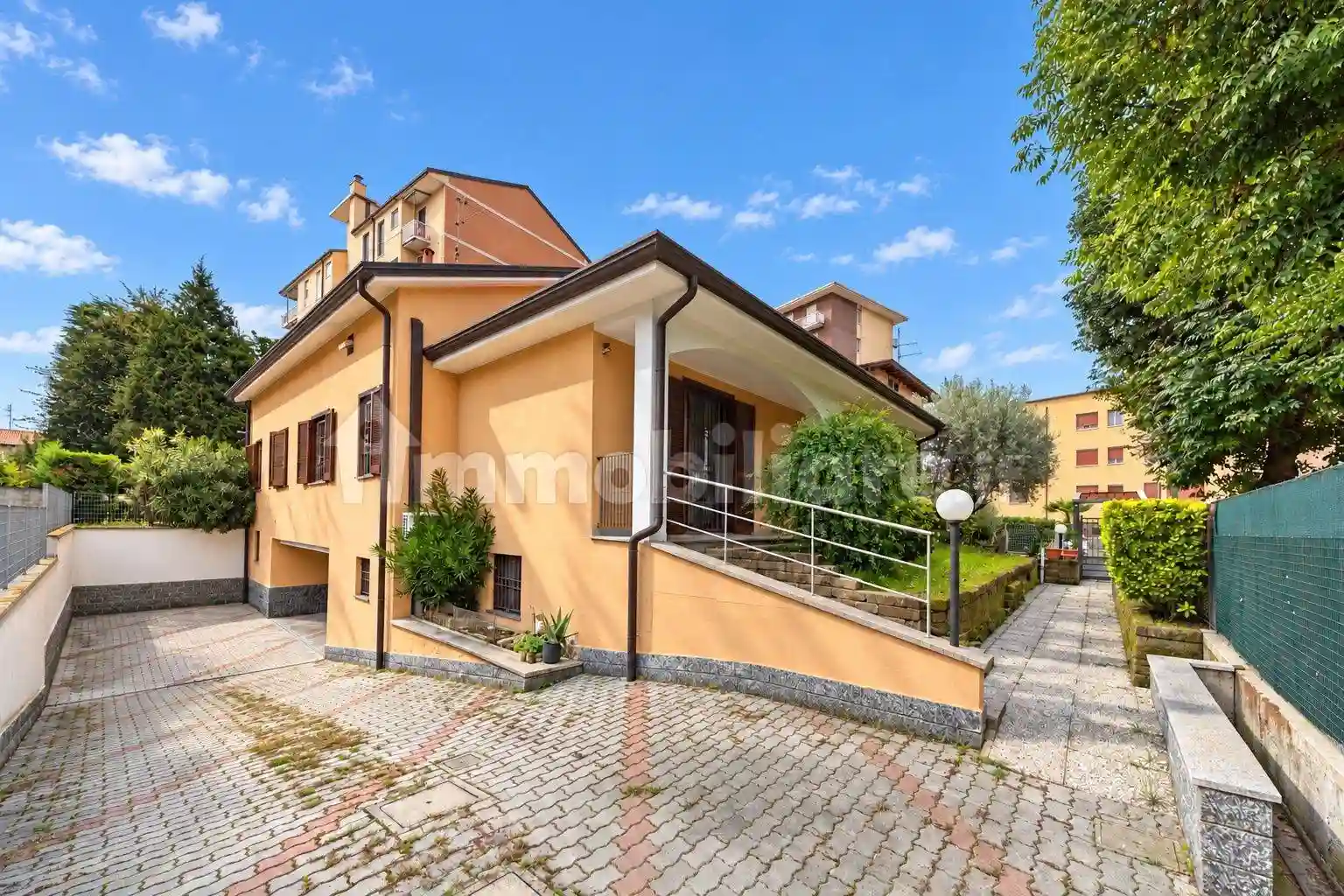 Villa - foto 2