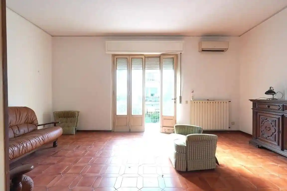 Appartamento in vendita a Lucca
