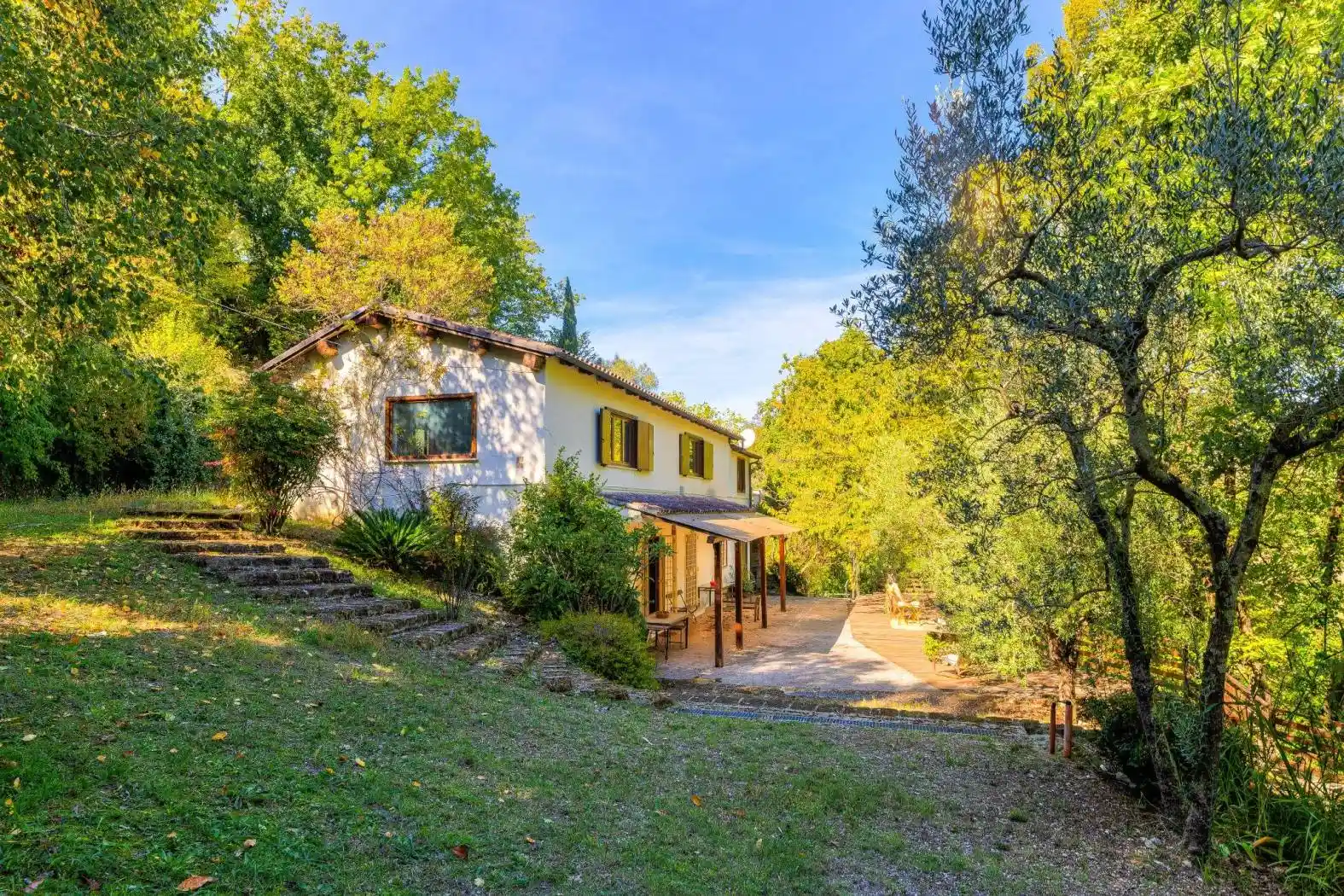 Rustico - Casale in vendita a Poggio Nativo